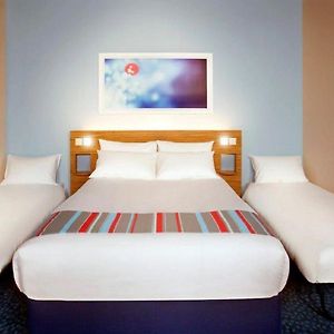 Travelodge Wellington Somerset